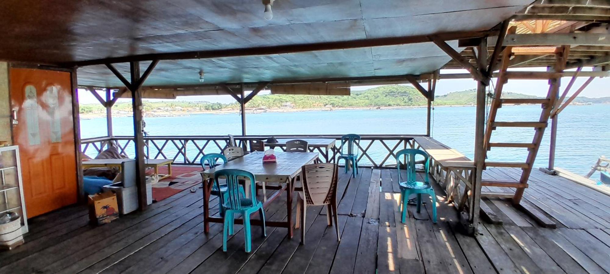 Homestay Floating And Ekas