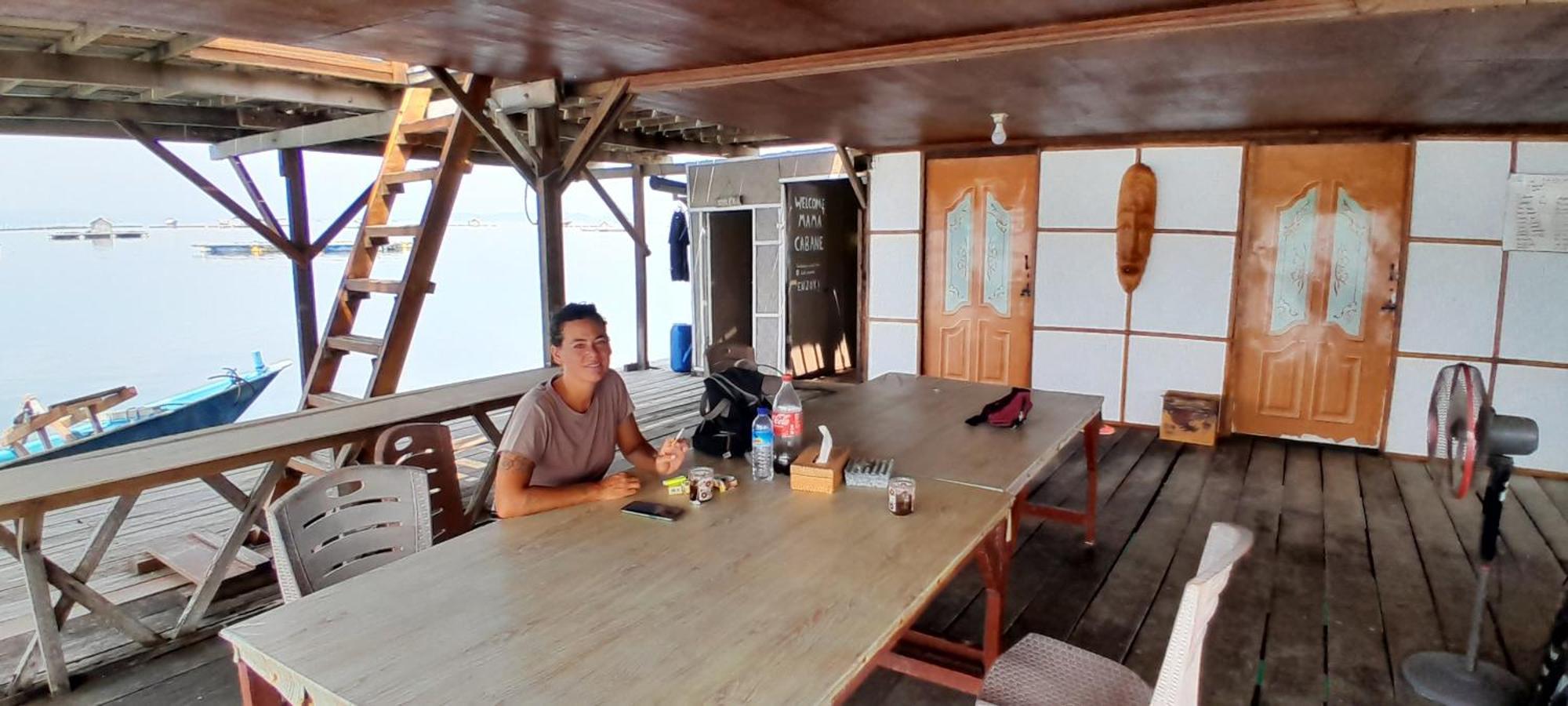 Floating And Homestay Ekas